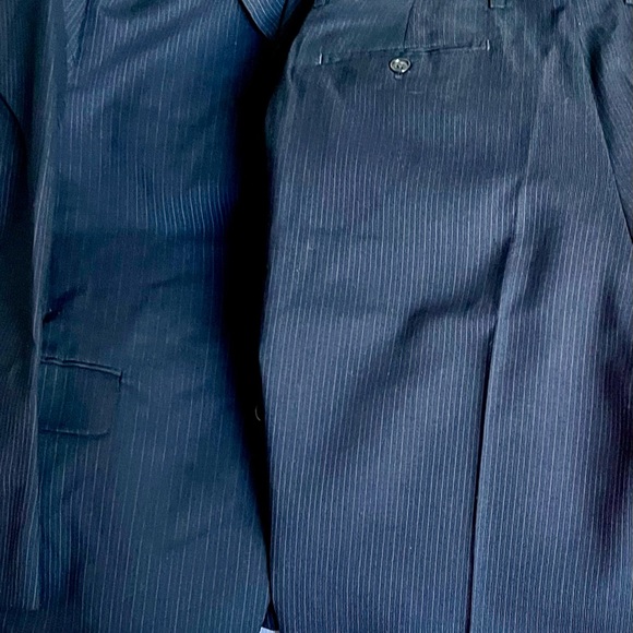 Navy 2pc Suit 16R Calvin - Picture 2 of 10